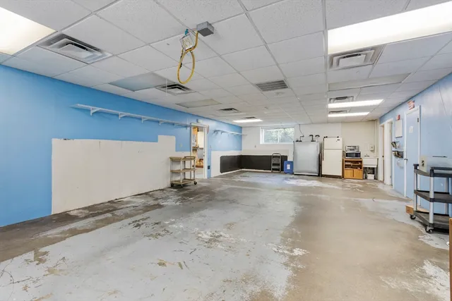 a picture of a bathroom with a window