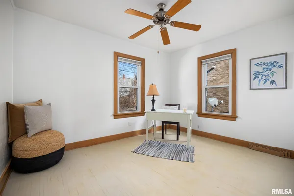 $169,900 | 803 West Meadows Place, Peoria, IL 61604