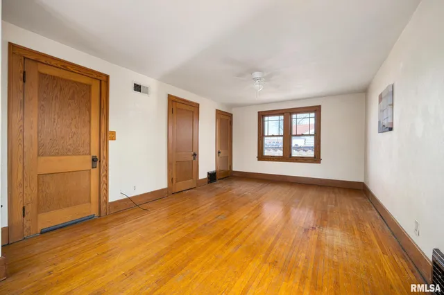 $179,900 | 803 West Meadows Place, Peoria, IL 61604