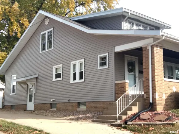 $169,900 | 803 West Meadows Place, Peoria, IL 61604