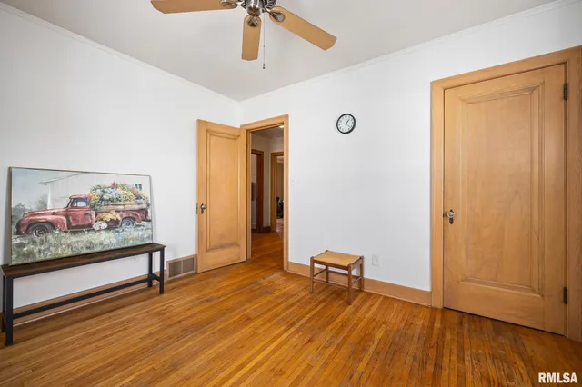 $179,900 | 803 West Meadows Place, Peoria, IL 61604