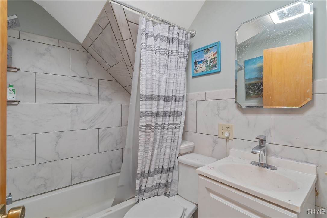 907 Leroy Road Cicero, NY 13212 - Photo 19 of 26