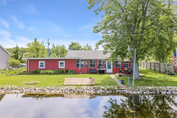 $475,000 | 68258 Cassopolis Road, Edwardsburg, MI 49112
