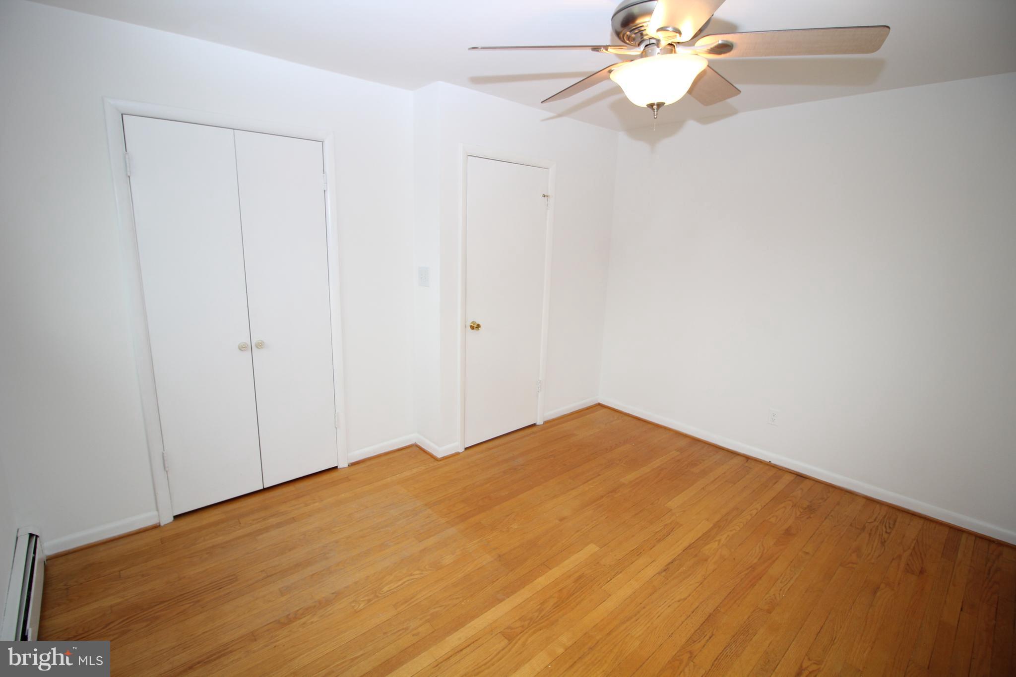 18311 Barnesville Road Barnesville, MD 20838 - Photo 22 of 33 Bedroom