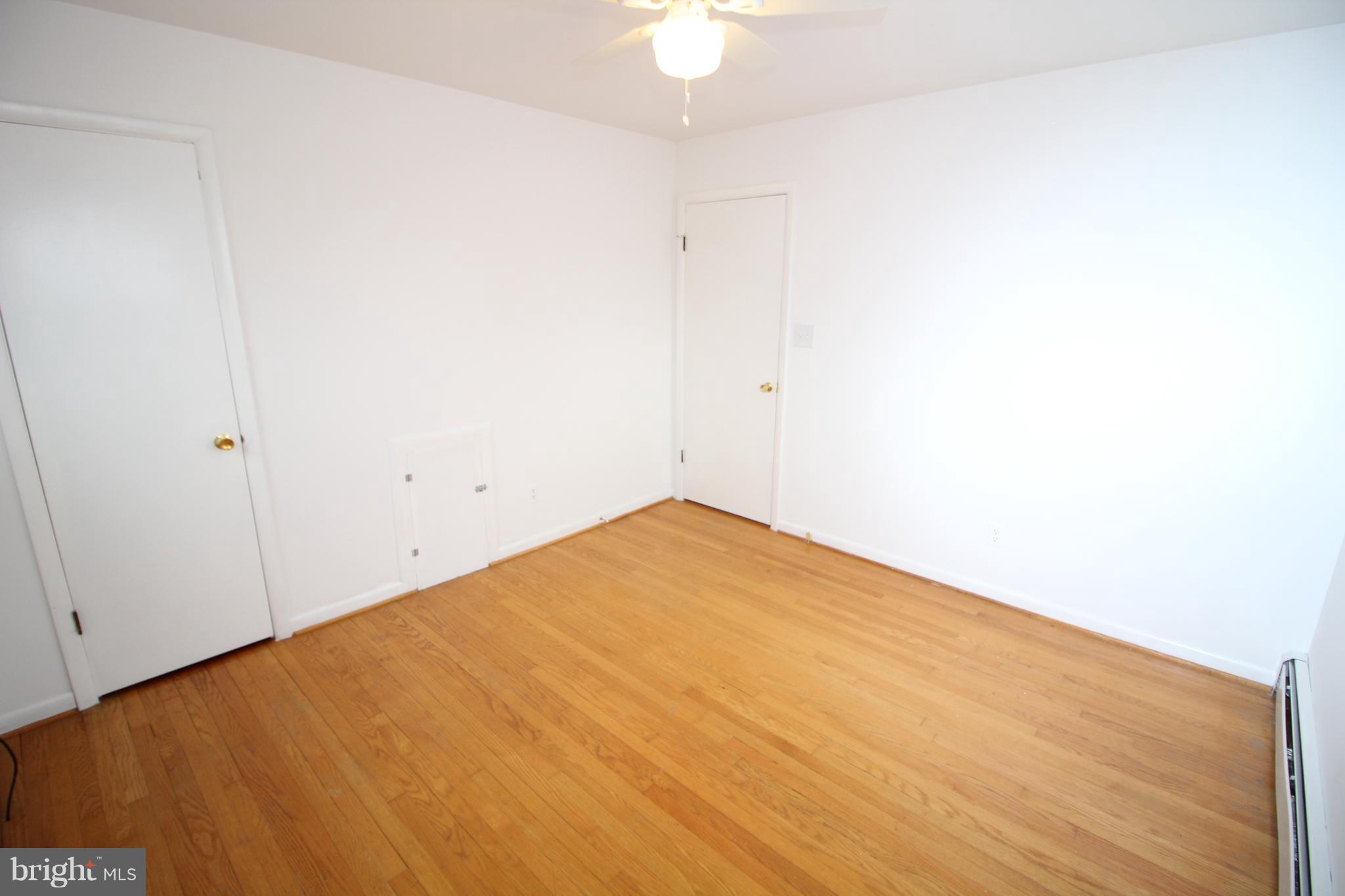 18311 Barnesville Road Barnesville, MD 20838 - Photo 24 of 33 Bedroom