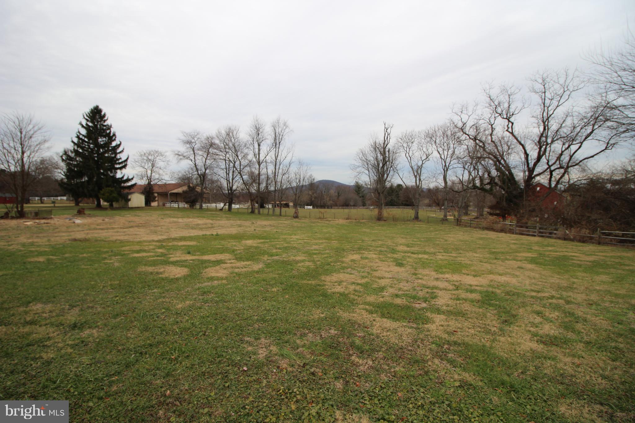 18311 Barnesville Road Barnesville, MD 20838 - Photo 10 of 33 view