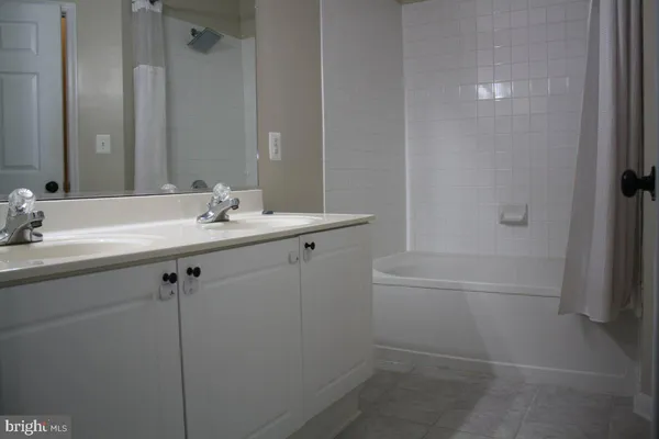 $2,500 | 4561 Strutfield Lane, Unit 3111, Alexandria, VA 22311