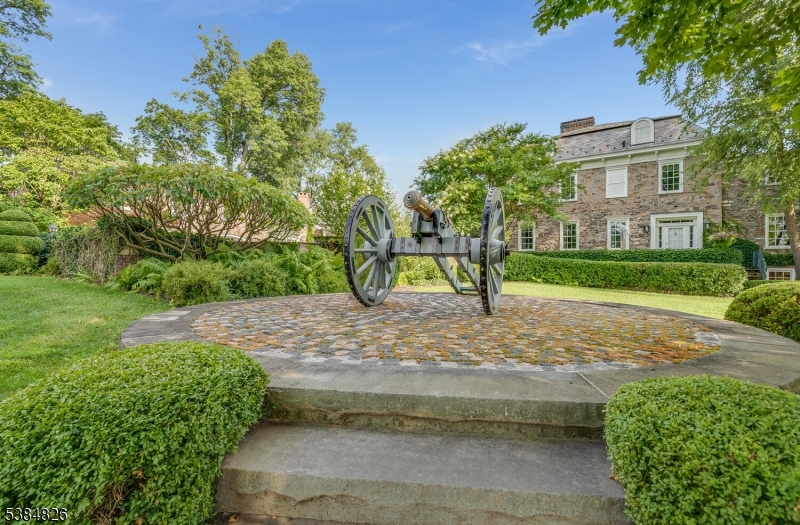 312 Hamden Road Annandale, NJ 08801 - Photo 8 of 50
