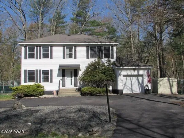 $345,000 | 102 Yvonne Court, Dingmans Ferry, PA 18328