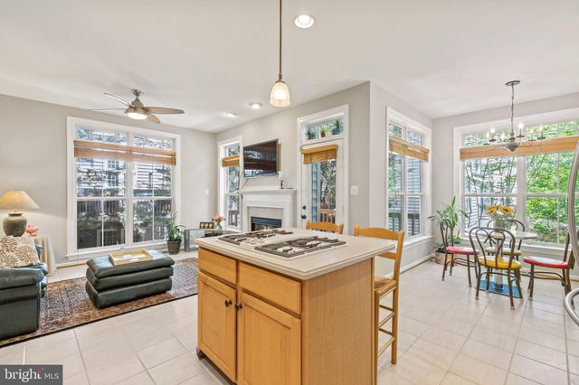 $875,000 | 232 Medlock Lane, Alexandria, VA 22304