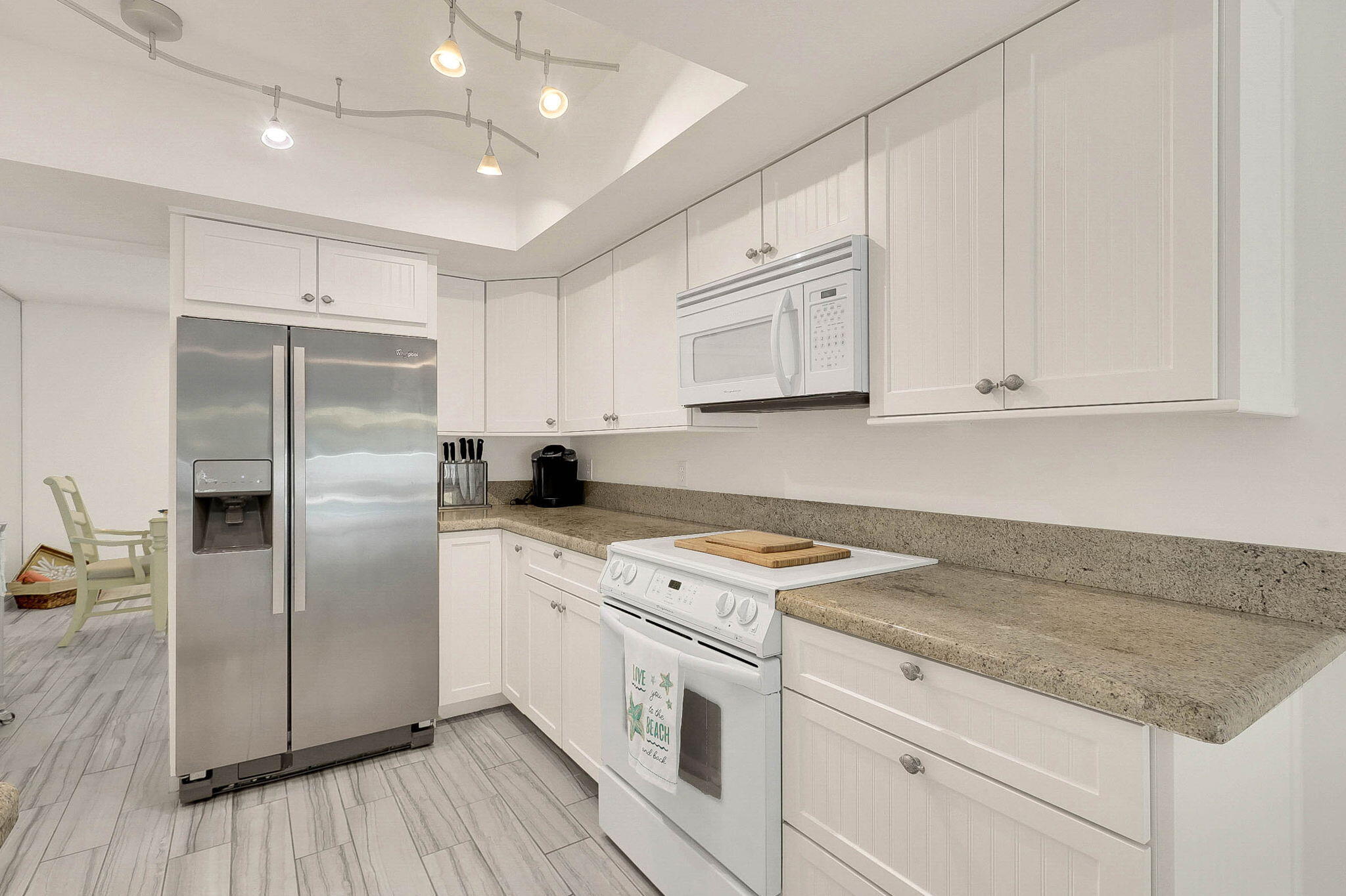 3824 Southeast Fairway East Stuart, FL 34997 - Photo 19 of 67 Kitchen