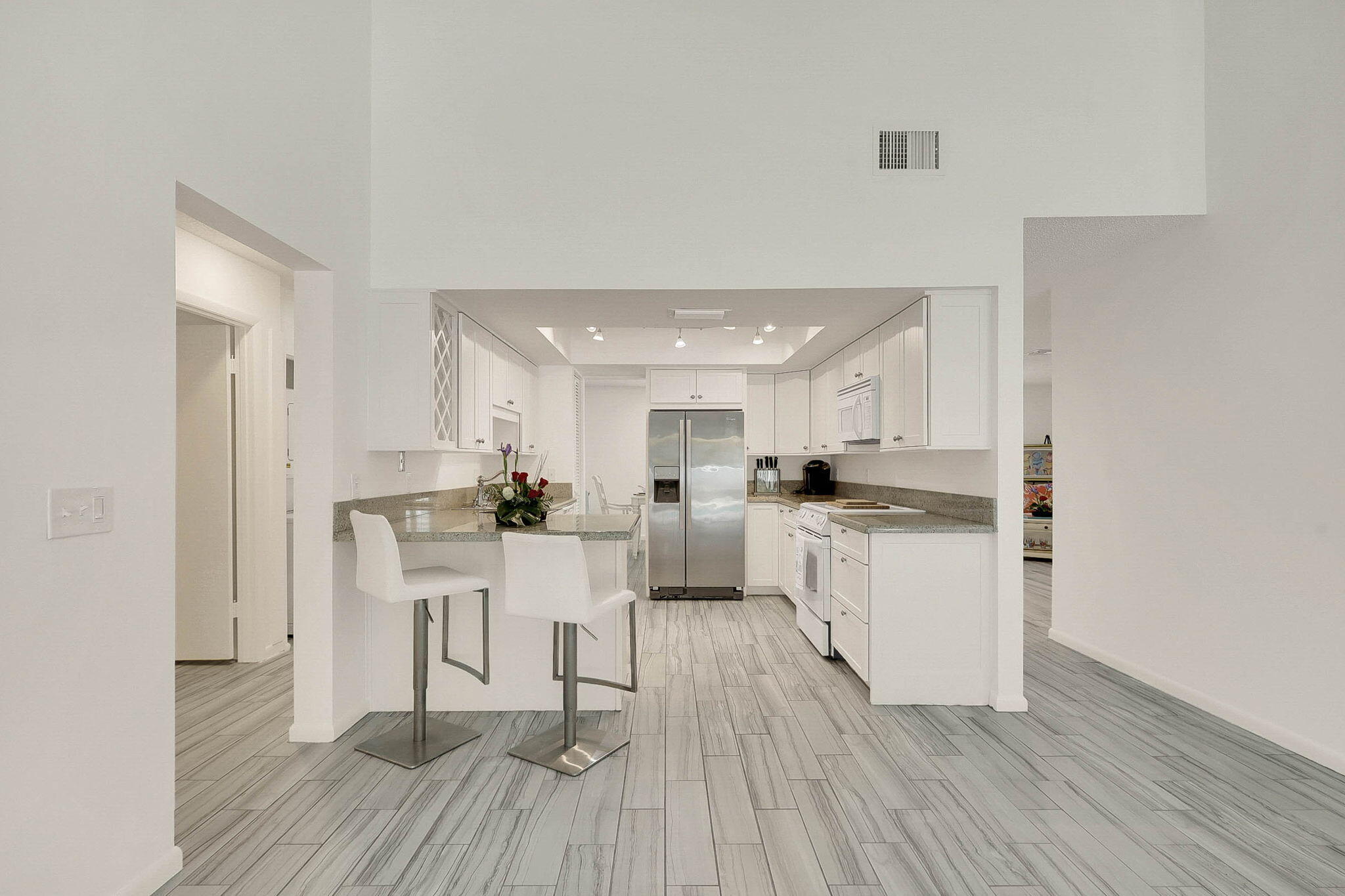 3824 Southeast Fairway East Stuart, FL 34997 - Photo 26 of 67 Kitchen view