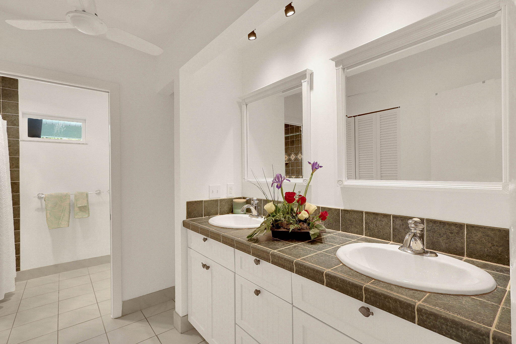 3824 Southeast Fairway East Stuart, FL 34997 - Photo 43 of 67 Master Bath