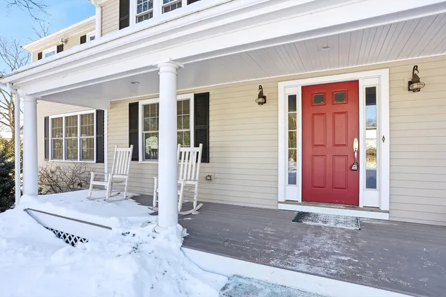 $1,300,000 | 245 Oak Hill Circle, Concord, MA 01742