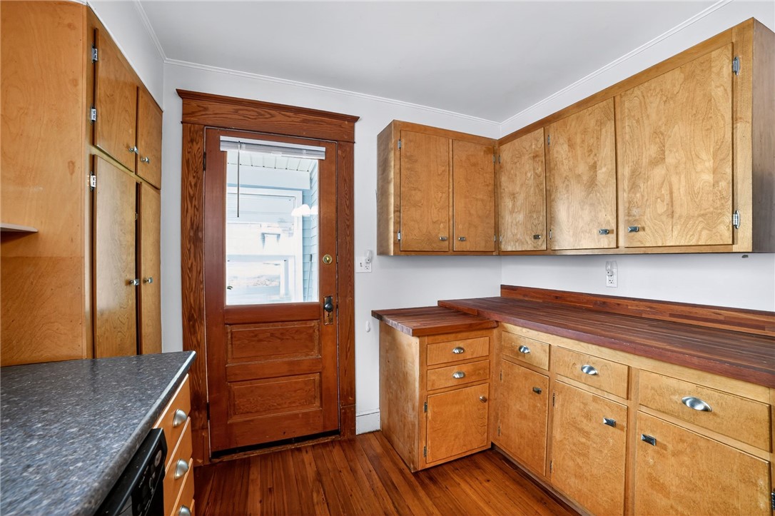 5 Walnut Street Oneonta, NY 13820 - Photo 10 of 31