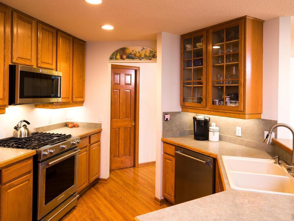 13618 Inverness Road Minnetonka, MN 55305 - Photo 20 of 40 Gallery Image 20