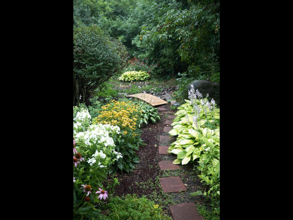 13618 Inverness Road Minnetonka, MN 55305 - Photo 5 of 40 Gallery Image 5