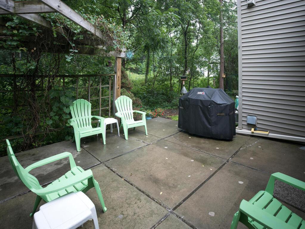 13618 Inverness Road Minnetonka, MN 55305 - Photo 7 of 40 Gallery Image 7