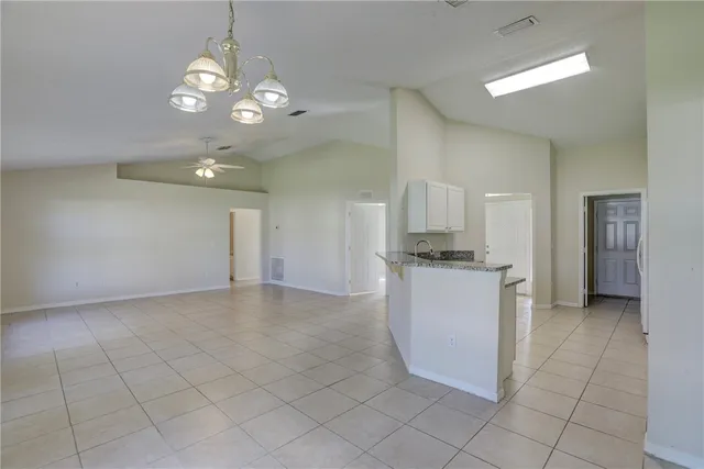 $2,200 | 573 Belfast Terrace, Sebastian, FL 32958