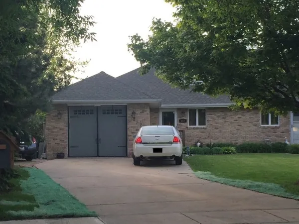 $294,900 | 217 Huntington Court, Shorewood, IL 60404