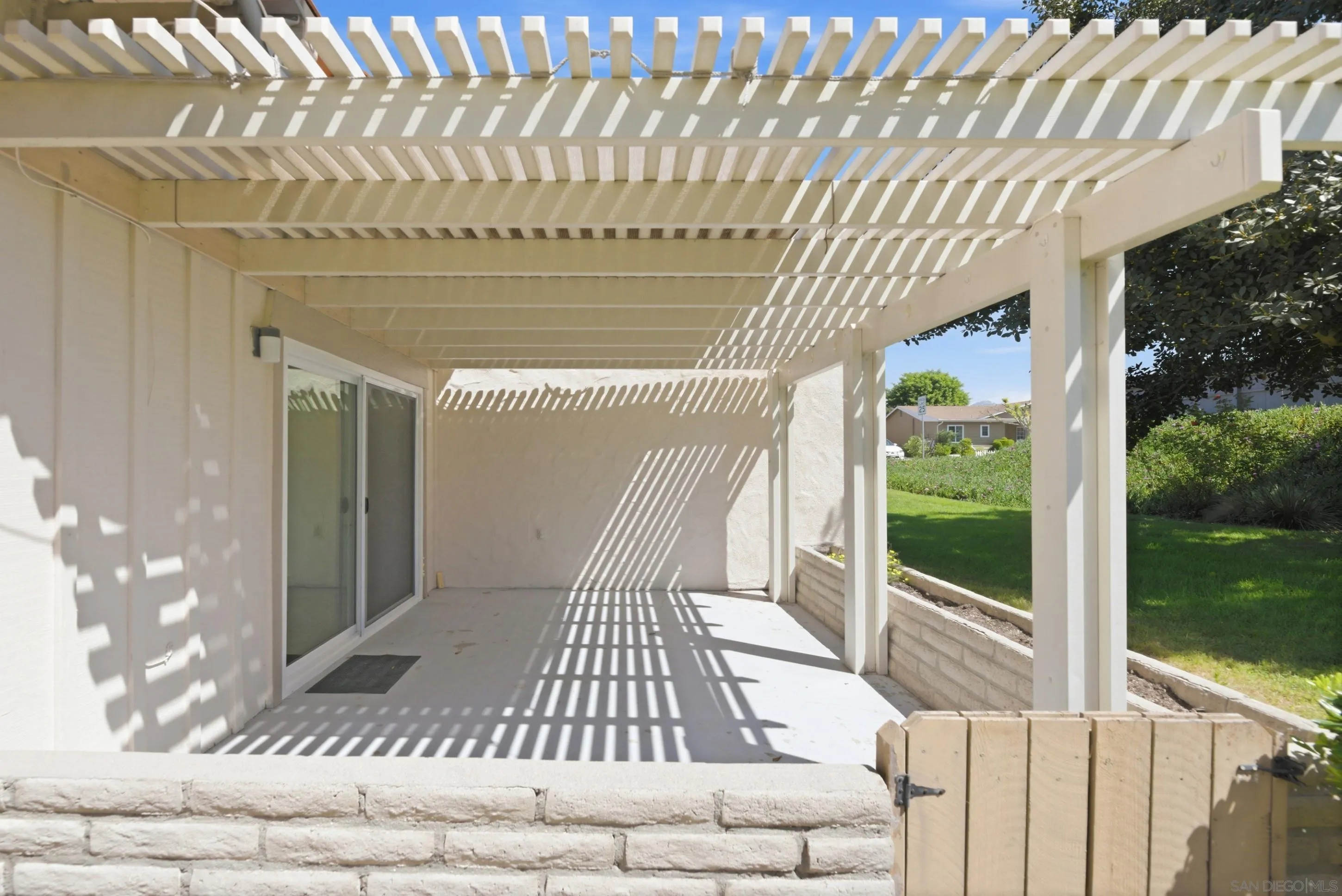 12453 Rios Road San Diego, CA 92128 - Photo 10 of 37 Gallery Image 10