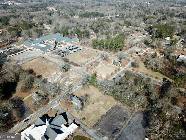 a view of aerial view of residential houses with outdoor space