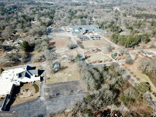 a view of aerial view of residential houses with outdoor space