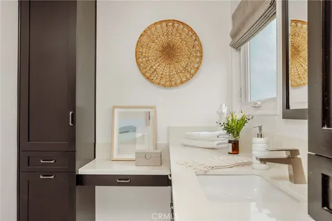 $3,650,000 | 521 13th Street, Manhattan Beach, CA 90266