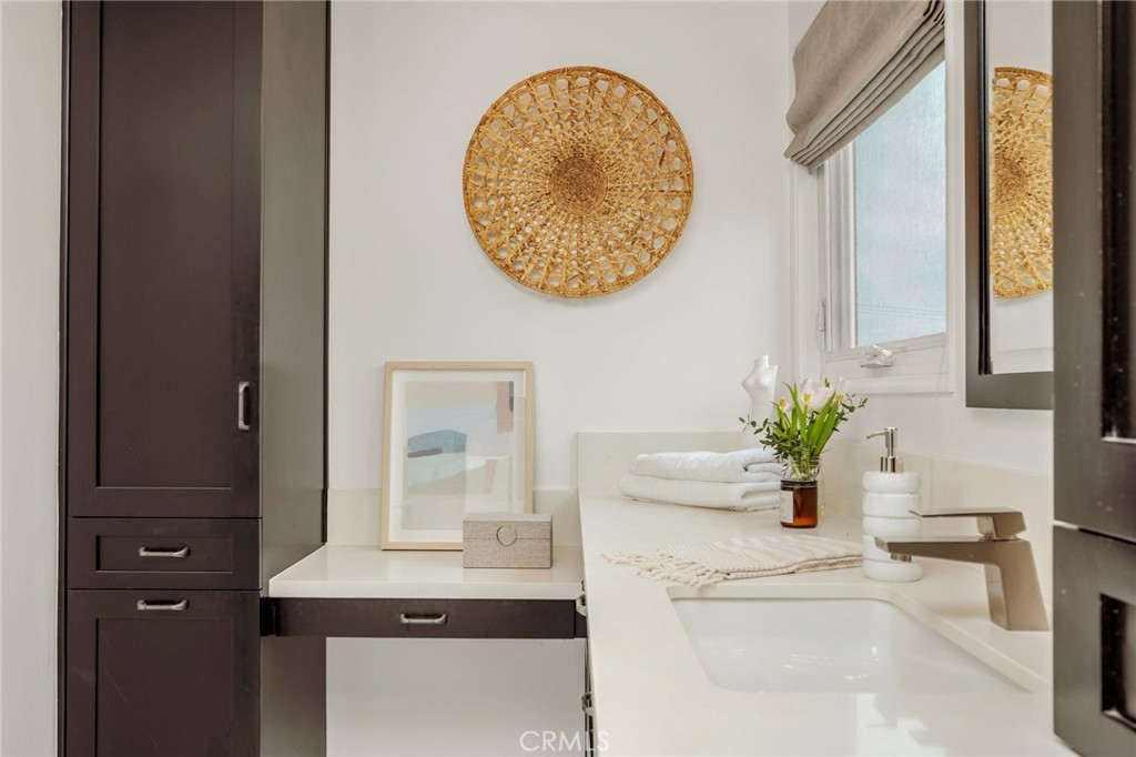 521 13th Street Manhattan Beach, CA 90266 - Photo 19 of 30