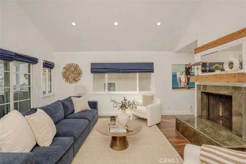 $3,650,000 | 521 13th Street, Manhattan Beach, CA 90266