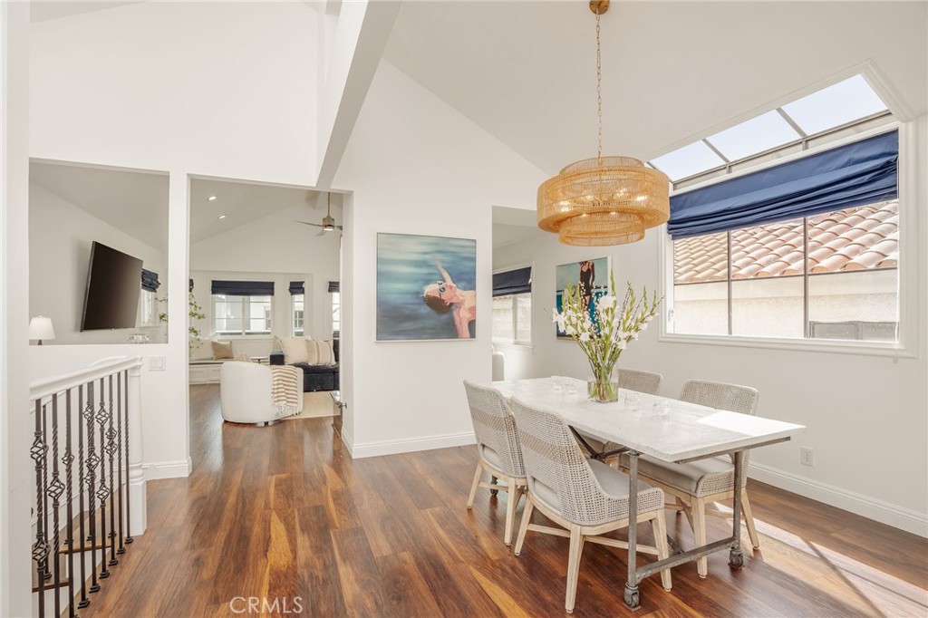 521 13th Street Manhattan Beach, CA 90266 - Photo 6 of 30 Dining Room