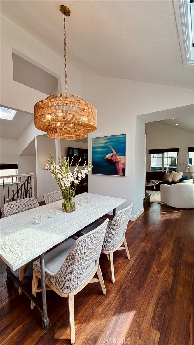 521 13th Street Manhattan Beach, CA 90266 - Photo 7 of 30 Detail Dining