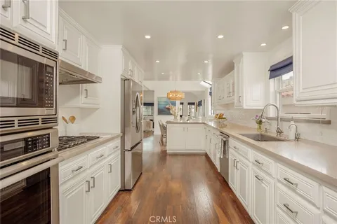 $3,650,000 | 521 13th Street, Manhattan Beach, CA 90266