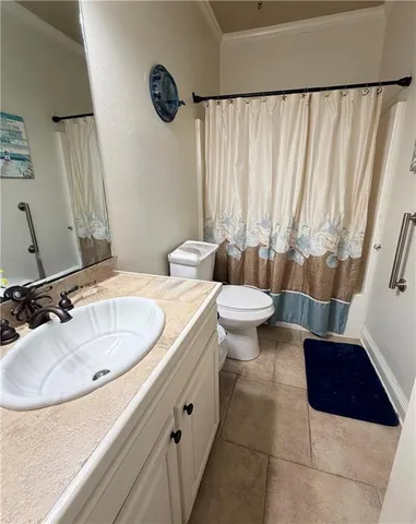 $399,900 | 13404 East Lakeshore Avenue, Prairieville, LA 70769