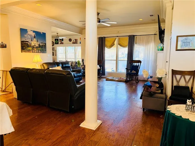 $399,900 | 13404 East Lakeshore Avenue, Prairieville, LA 70769