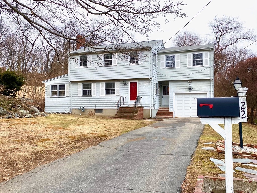 22 Surrey Road Salem, MA 01970 - Photo 1 of 38
