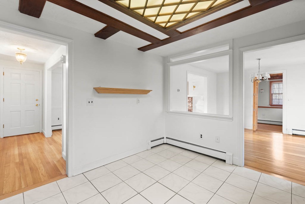 22 Surrey Road Salem, MA 01970 - Photo 13 of 38