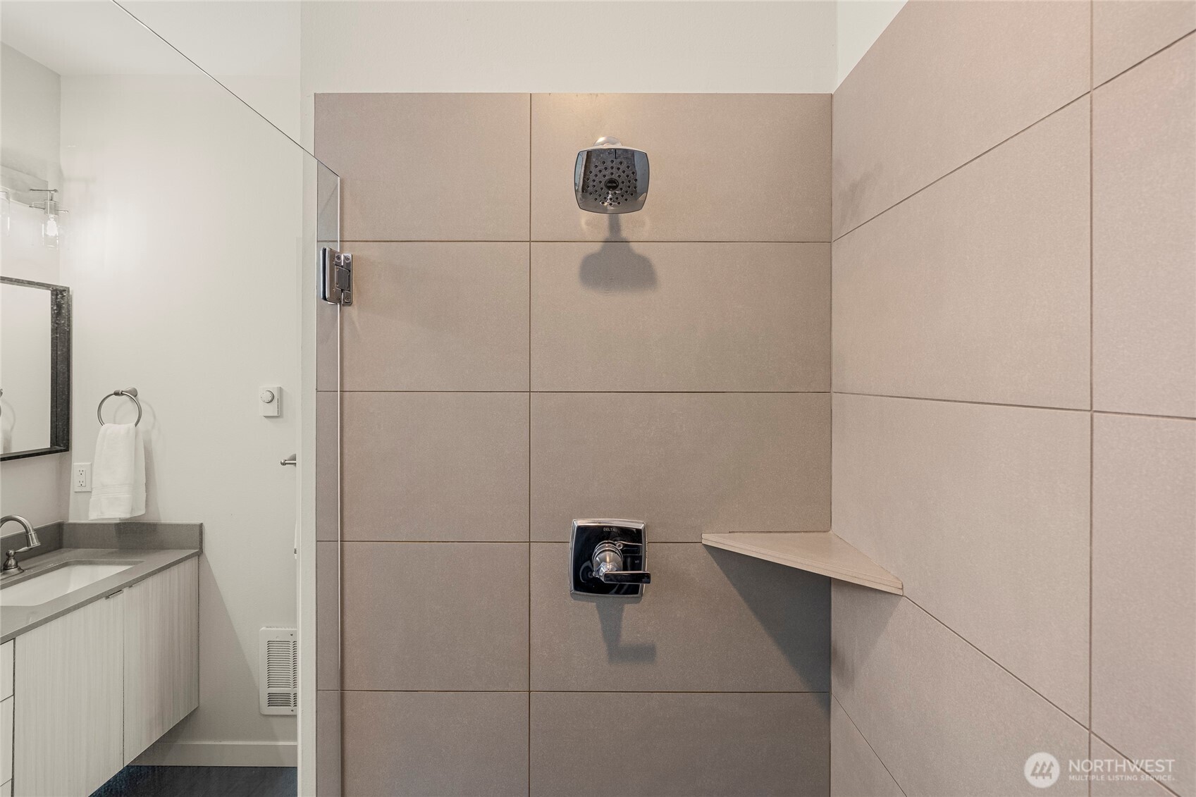 4140 Delridge Way Southwest Seattle, WA 98106 - Photo 14 of 38