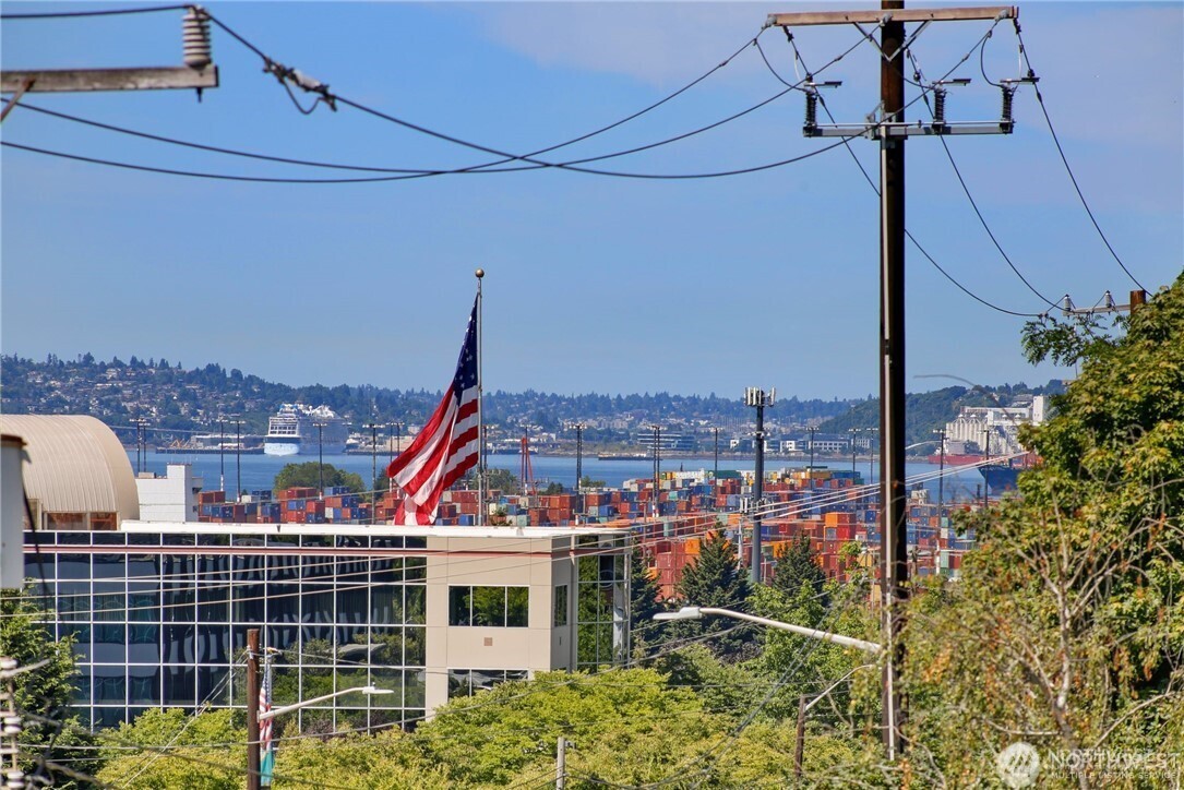 4140 Delridge Way Southwest Seattle, WA 98106 - Photo 23 of 38