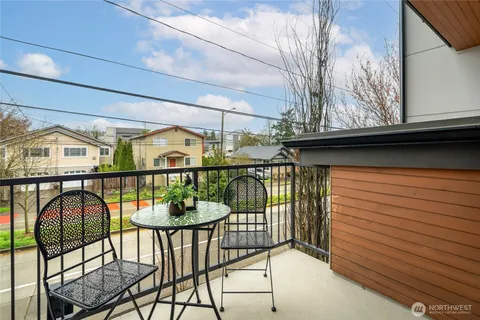 $799,000 | 4140 Delridge Way Southwest, Seattle, WA 98106