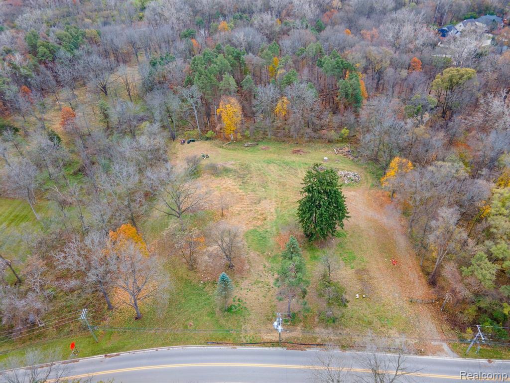 1021 Harding Avenue Rochester Hills, MI 48307 - Photo 8 of 16