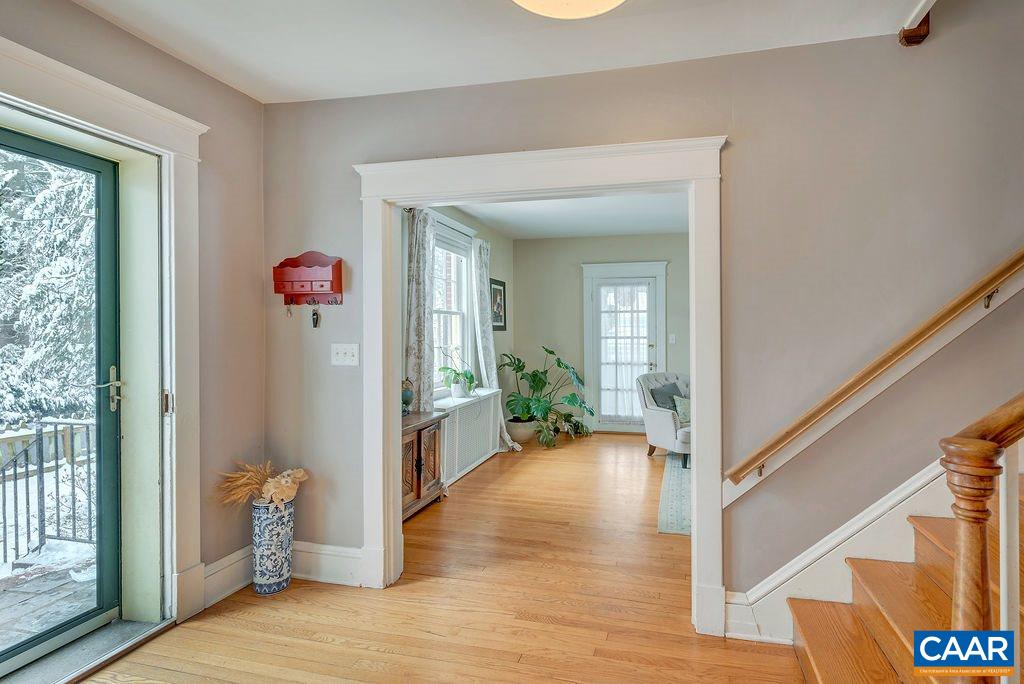 202 Hillcrest Road Charlottesville, VA 22903 - Photo 3 of 47 Gallery Image 3