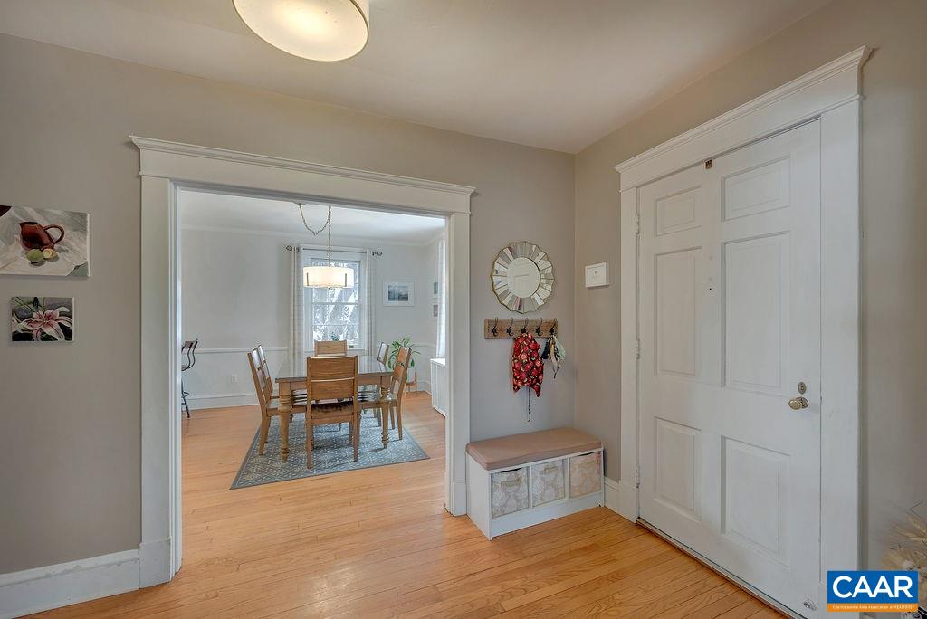 202 Hillcrest Road Charlottesville, VA 22903 - Photo 4 of 47 Gallery Image 4