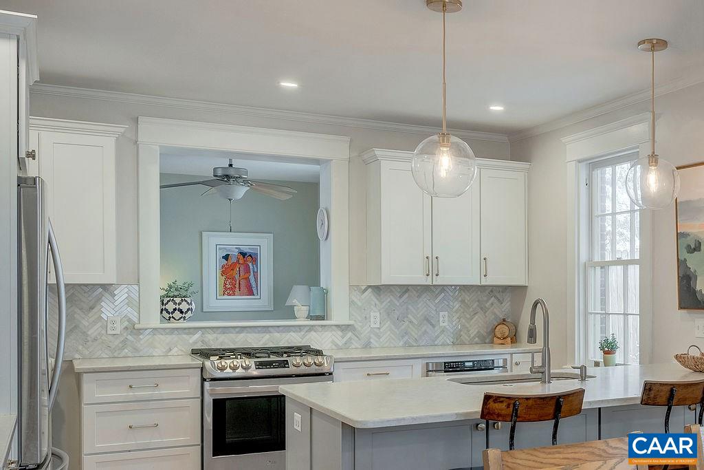 202 Hillcrest Road Charlottesville, VA 22903 - Photo 7 of 47 Gallery Image 7