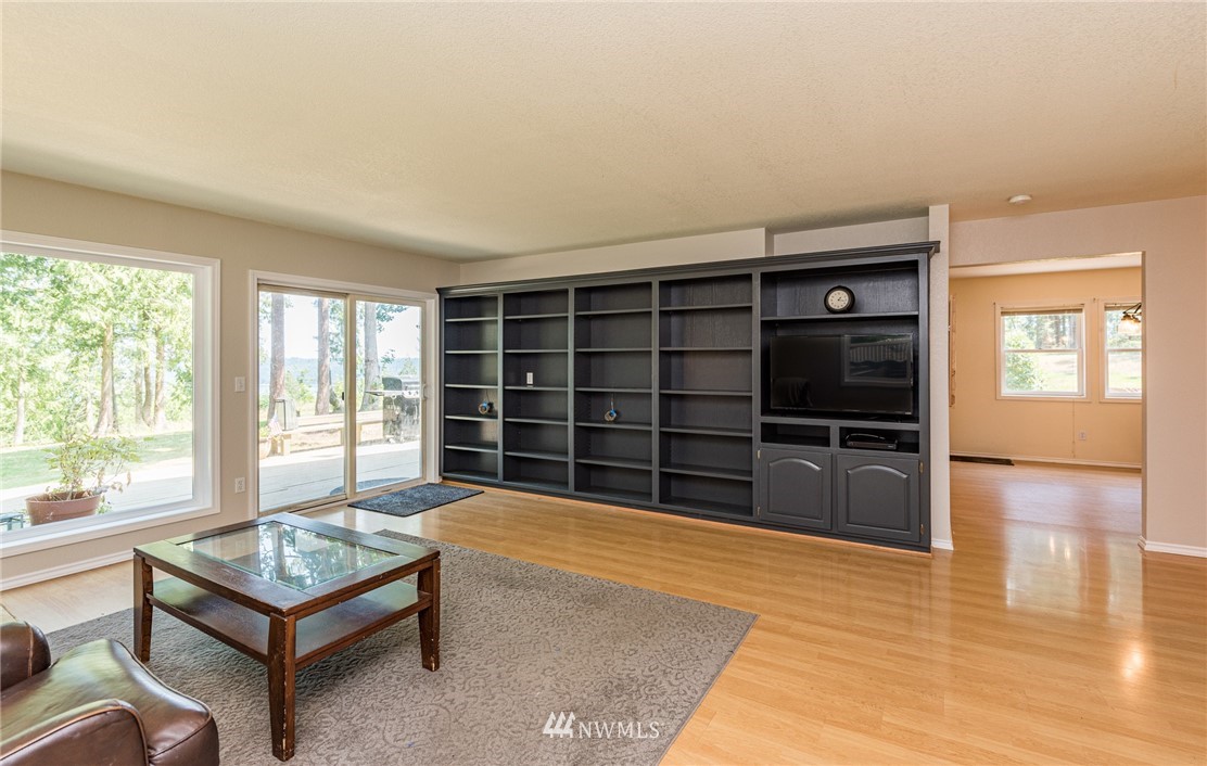 174 Tall Tree Way Sequim, WA 98382 - Photo 10 of 39