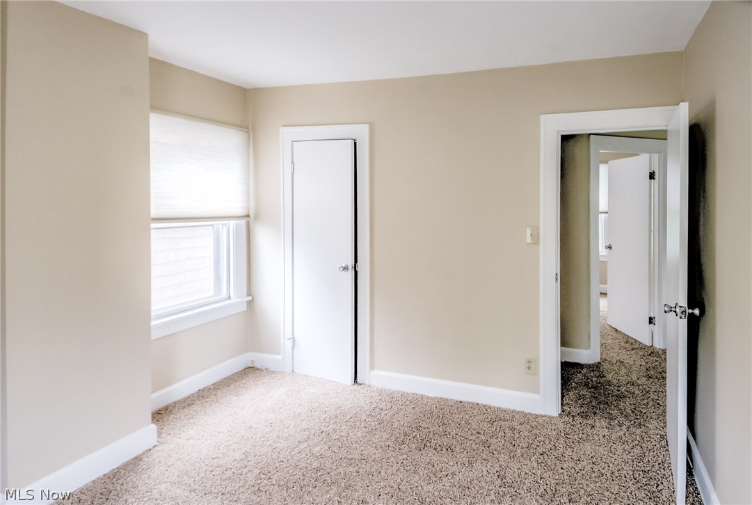 2240 Cranston Road Cleveland, OH 44118 - Photo 32 of 35