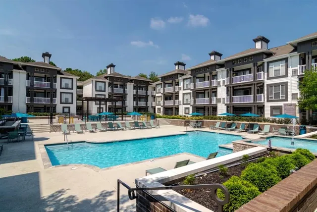 $1,721 | 4580 Barclay Drive, Unit 421B, Dunwoody, GA 30338