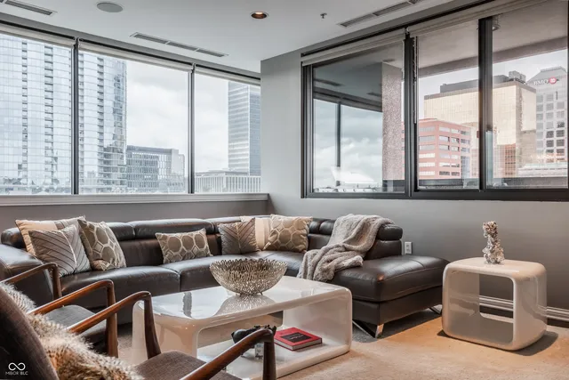 $799,900 | 225 North New Jersey Street, Unit 52, Indianapolis, IN 46204