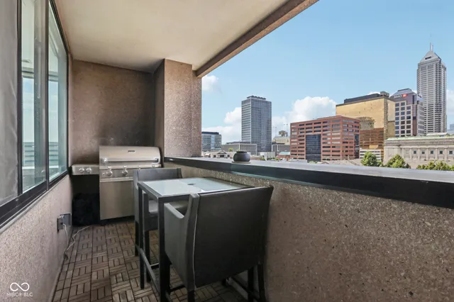 $799,900 | 225 North New Jersey Street, Unit 52, Indianapolis, IN 46204