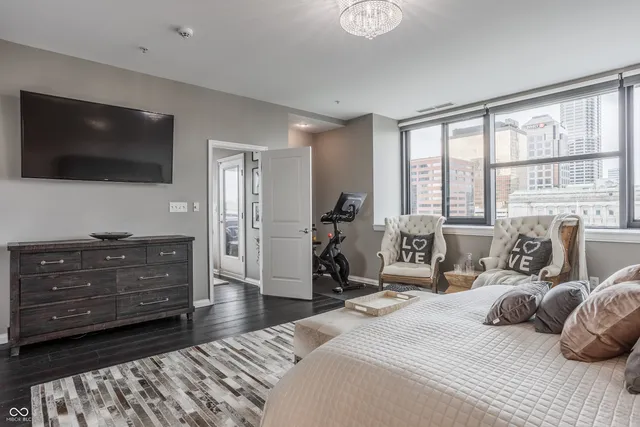 $799,900 | 225 North New Jersey Street, Unit 52, Indianapolis, IN 46204